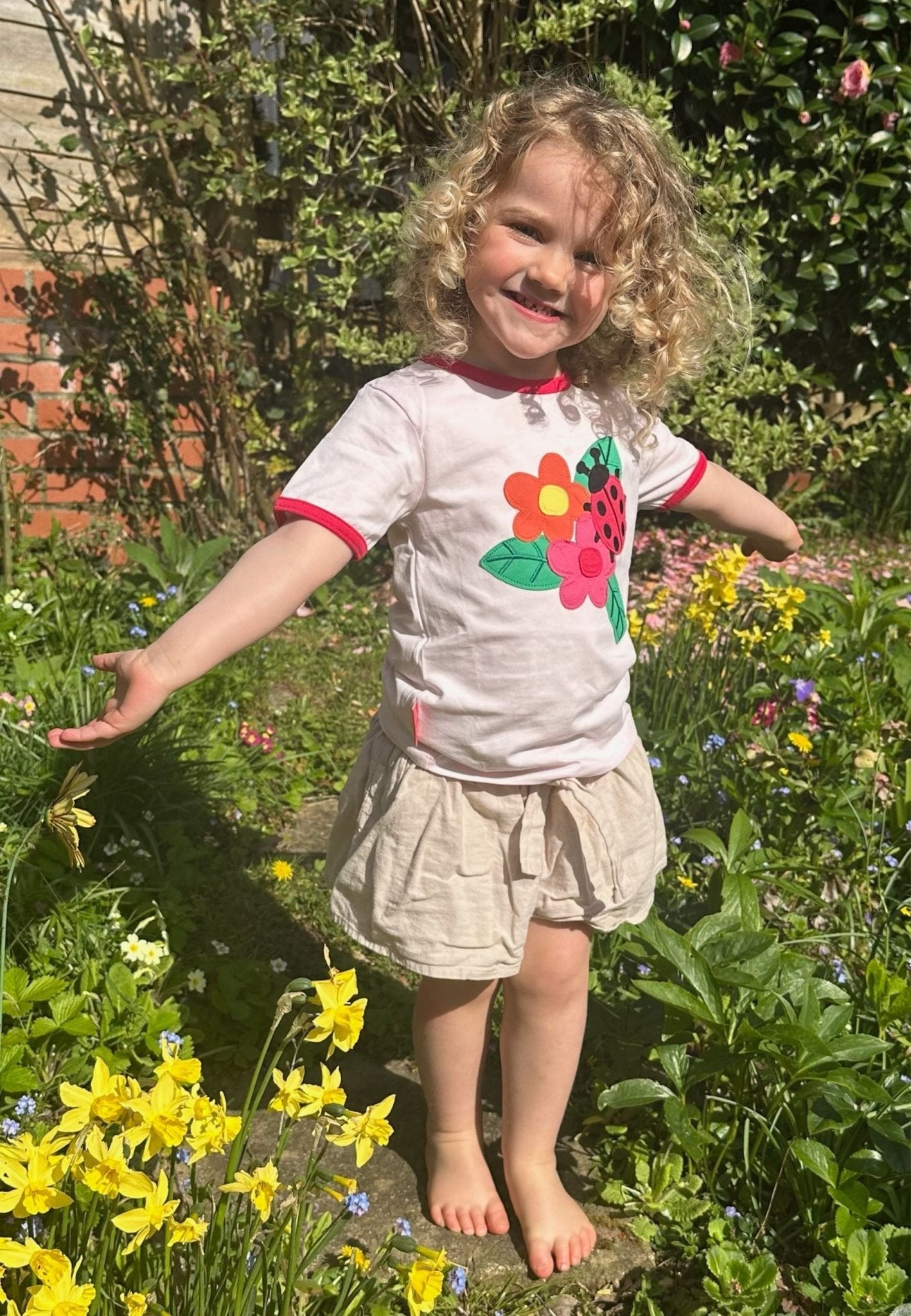 Toby Tiger Organic Applique Short-Sleeved T-Shirt - Ladybird