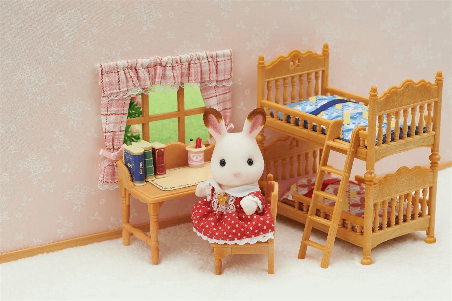 Sylvanian Families - Children's Bedroom Set Furniture Playset - Baby&More