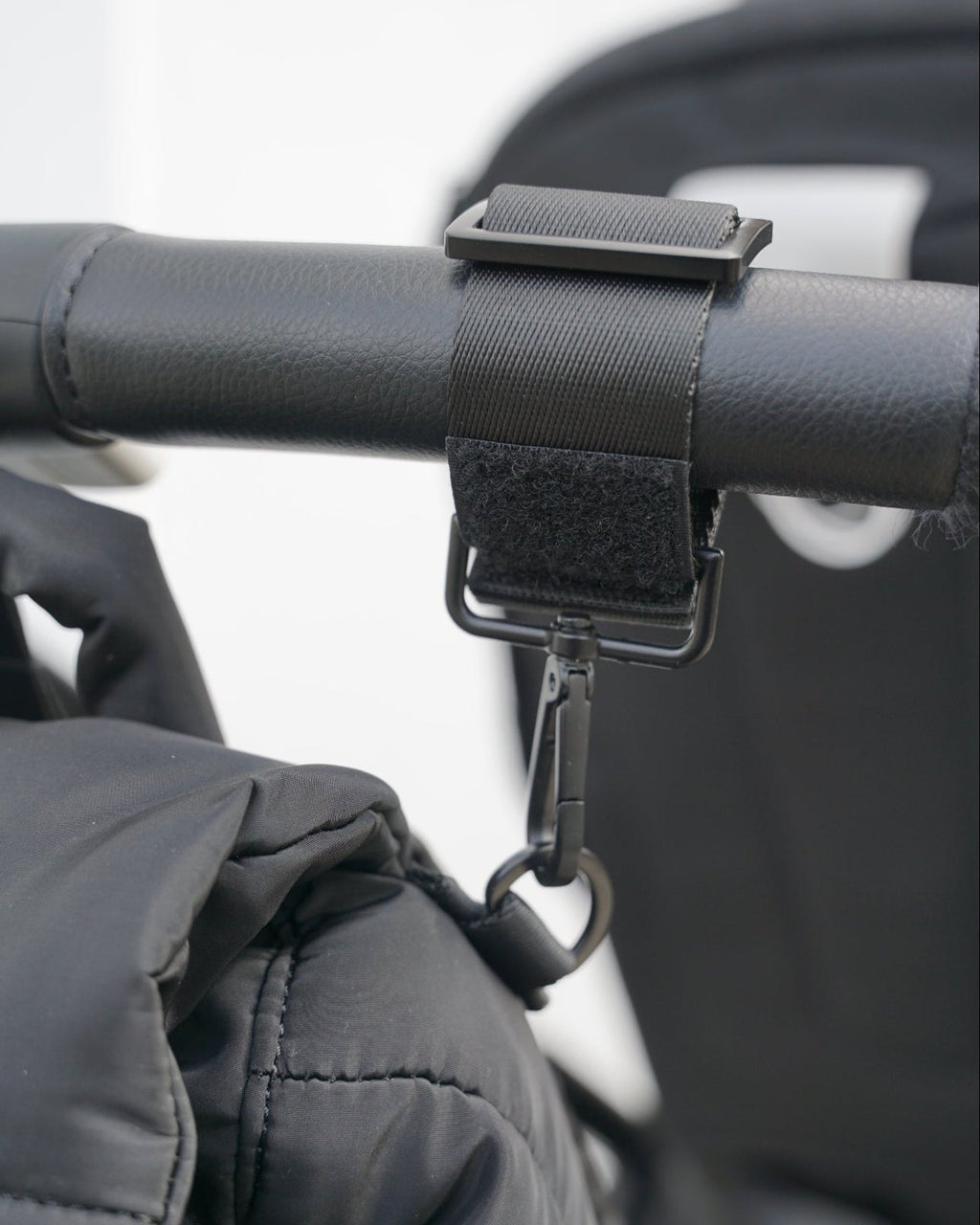 Tiba+Marl Buggy Clips 2.0 - Black - Baby&More