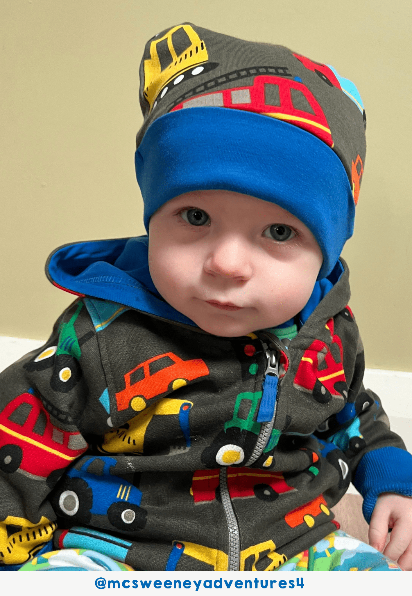 Toby Tiger Organic Hoodie - Transport Print - Baby&More