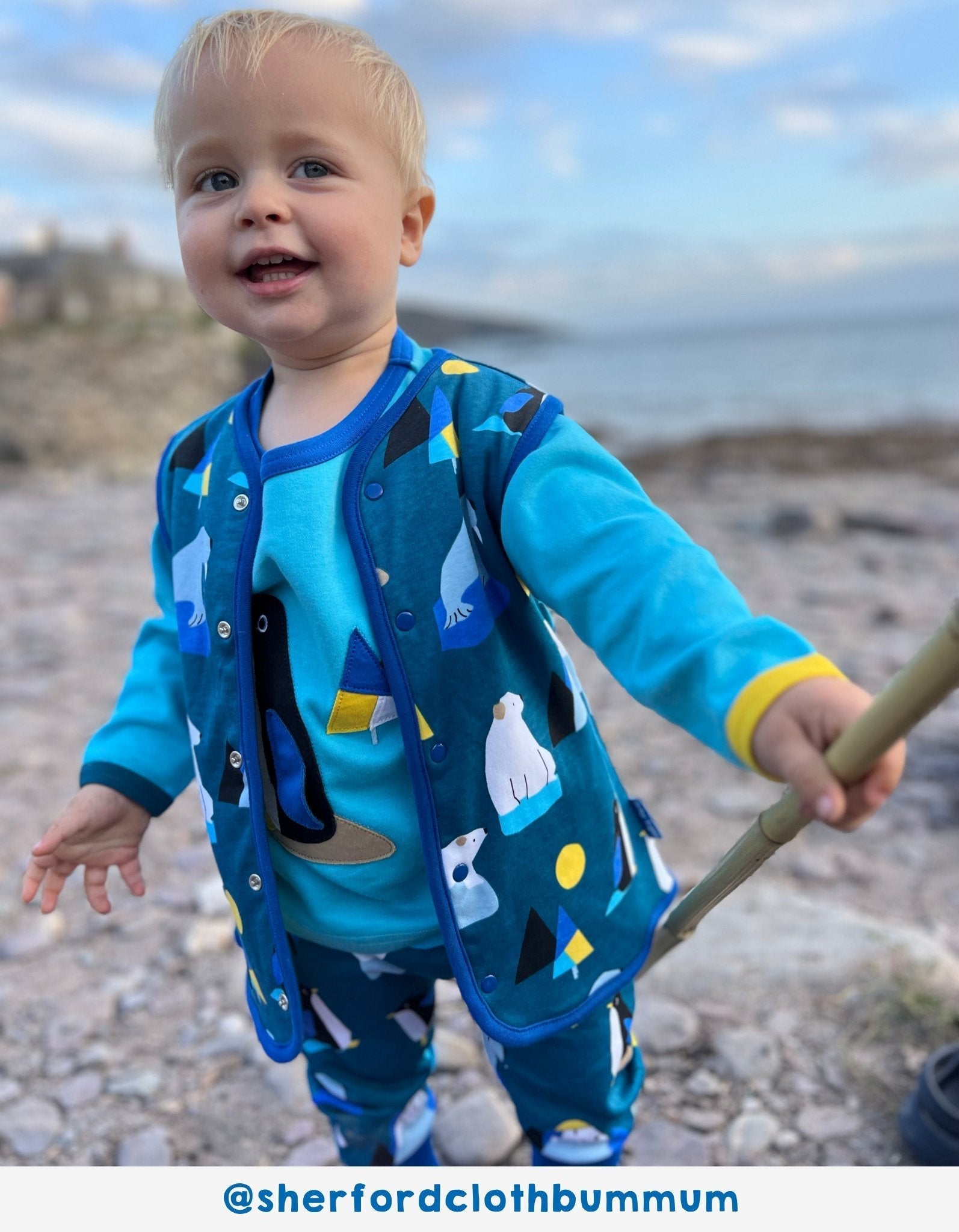 Toby Tiger Organic Reversible Gilet - Arctic Print - Baby&More