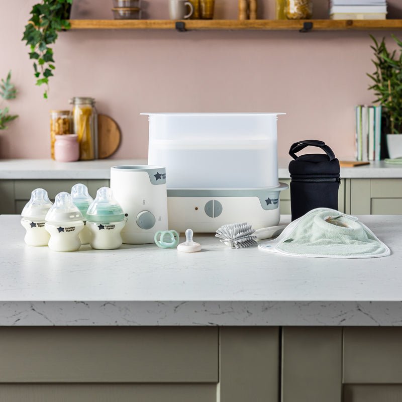 Tommee Tippee Complete Feeding Kit - White - Baby&More