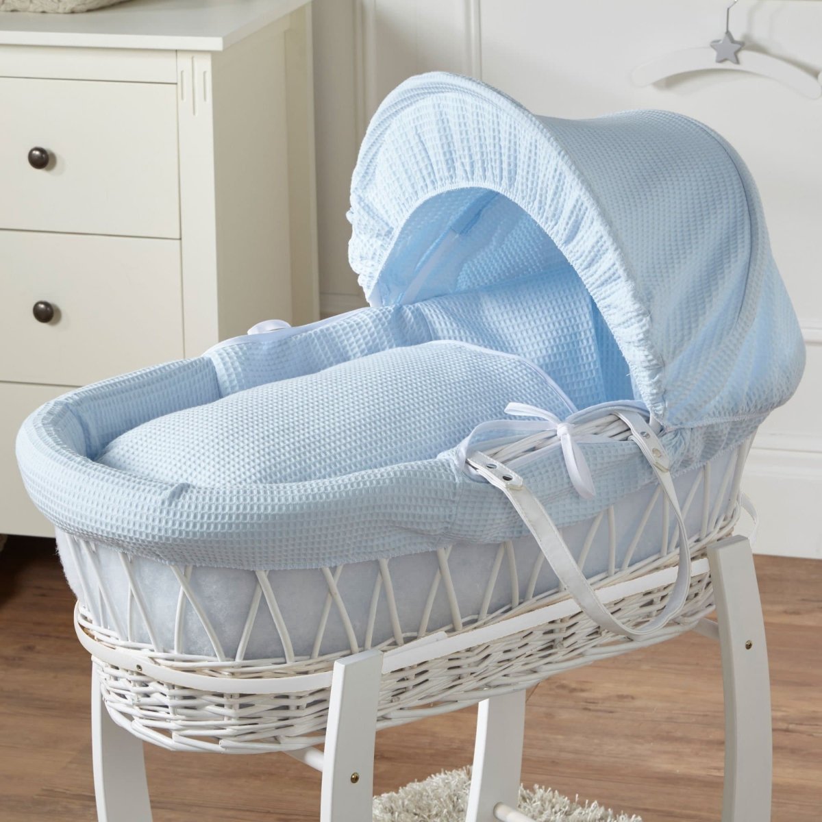 Wicker Moses Basket with Bedding - No Stand