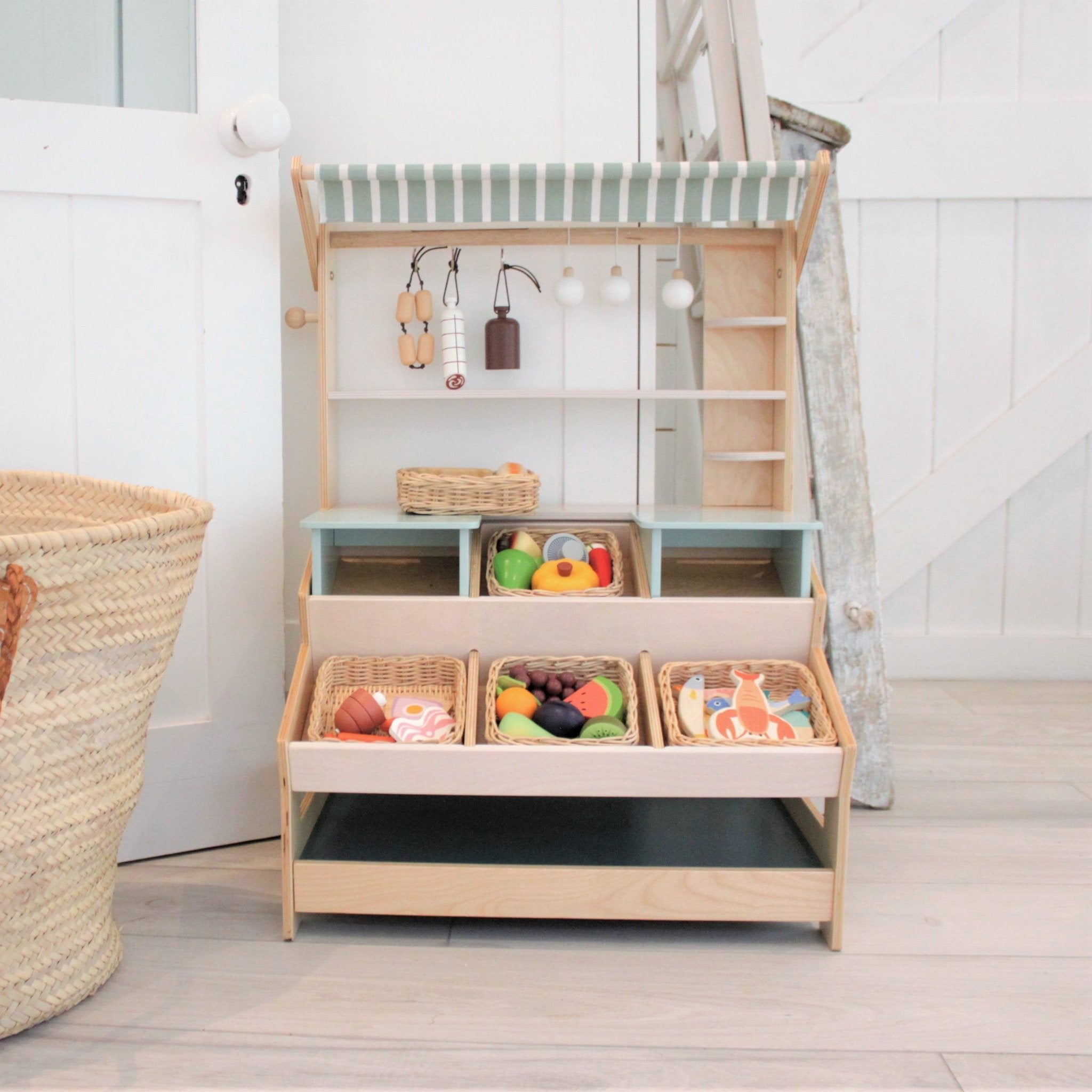 Wooden General Stores Market Stall / Shop - Baby&More