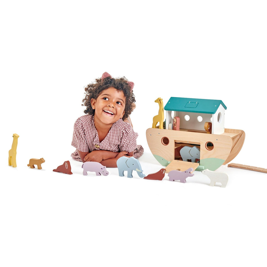 Wooden Noah's Ark - 20 Wooden Animals - Baby&More