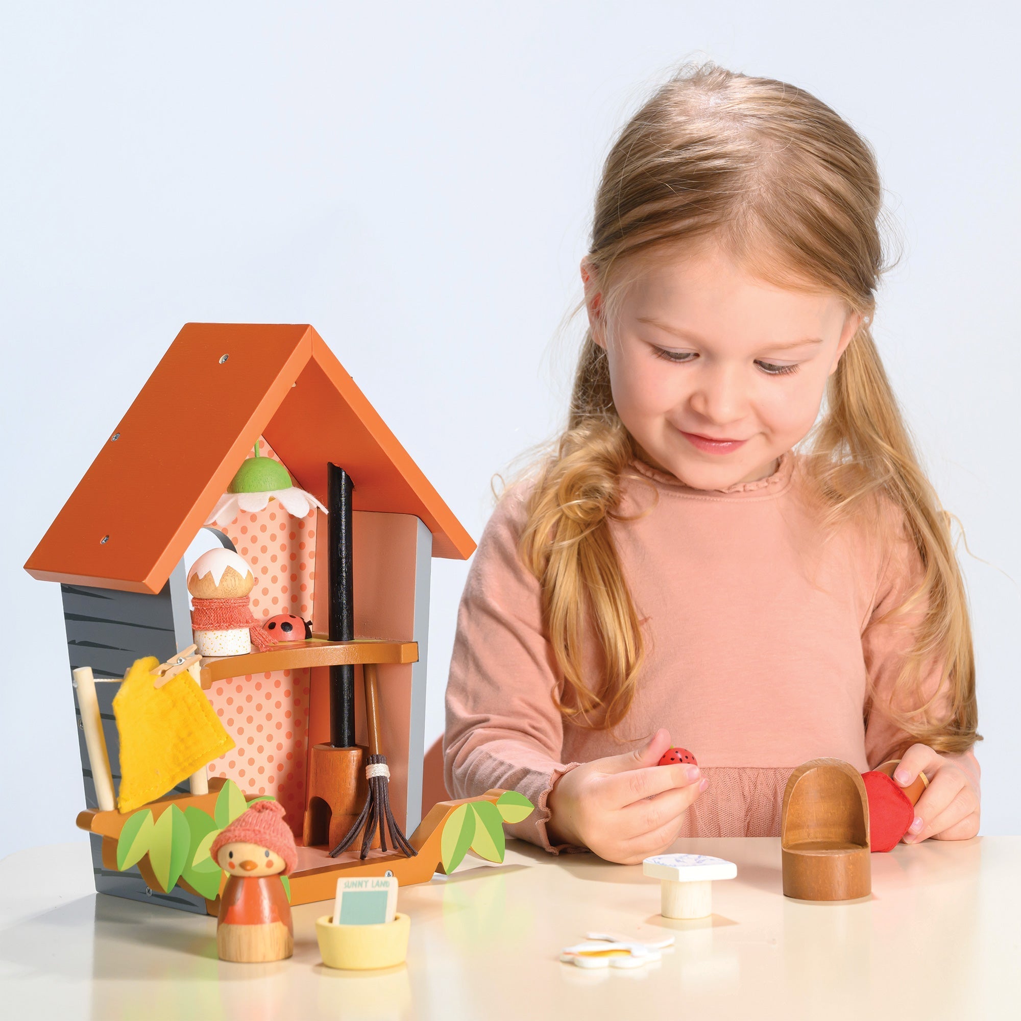 Wooden Robin's Nest Box Dolls House Playset - Baby&More
