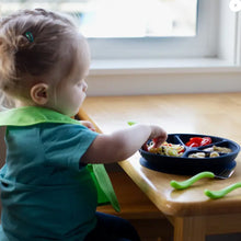 Ensemble de couverts d'apprentissage en aqua ou vert