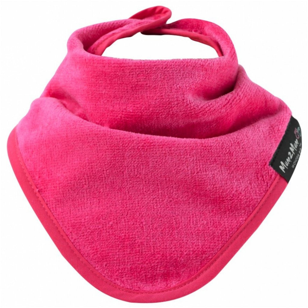 Bandana Wonder Bib Cerise Worn