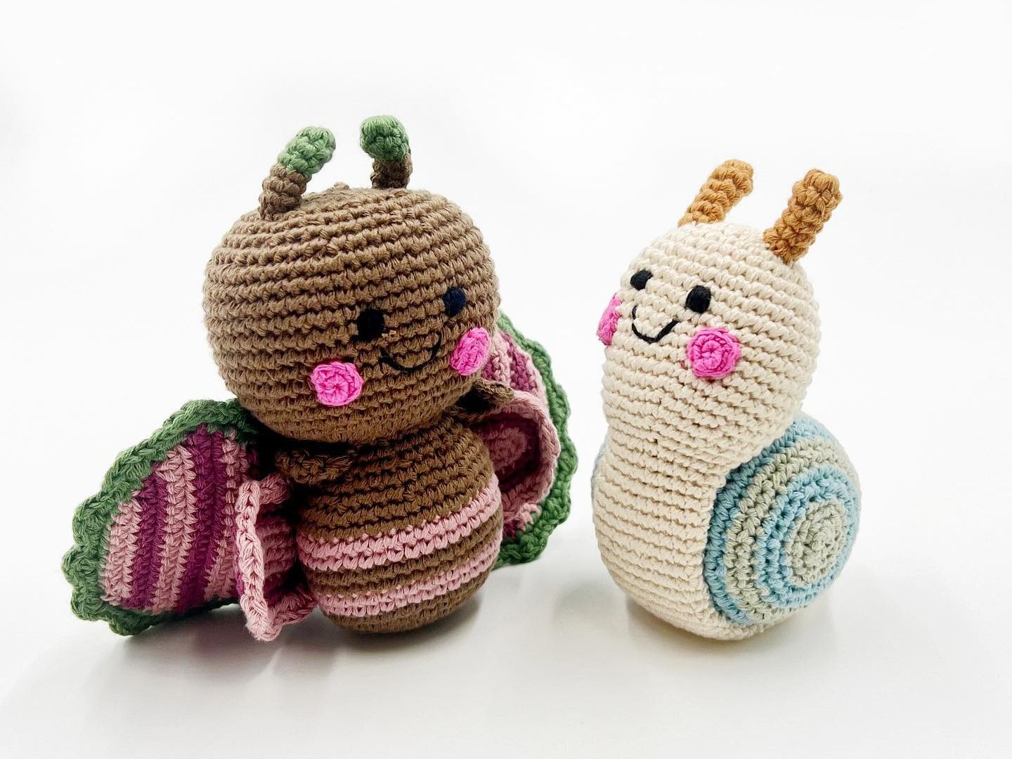 Snail Rattle in Cream